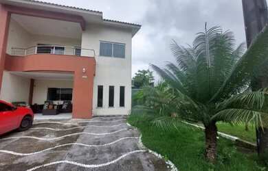 Imagem: A casa em condomínio possui 3 Dormitórios, 4 Banheiros, 2