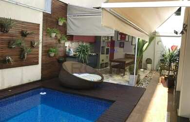 Imagem: A casa em condomínio possui 4 Dormitórios, 5 Banheiros, 4