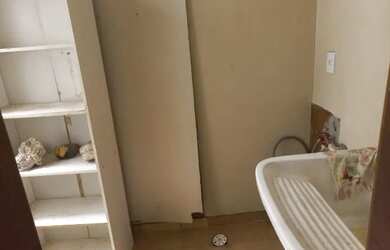 Imagem 3: alugo apartamento 145m na Tijuca, rua Dona Delfina. R$1000,00 de frente