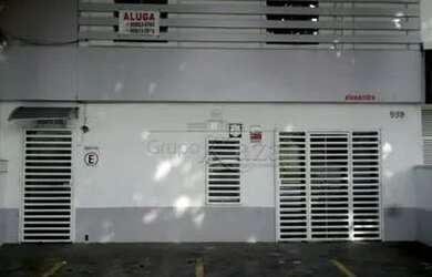 Imagem: A casa possui 5 Dormitórios, 4 Banheiros, 3 Vagas na garagem