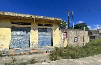 Imagem: A casa possui 2 Dormitórios, 2 Banheiros, 5 Vagas na garagem