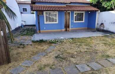 Imagem: A casa à venda possui 2 Dormitórios, 1 Banheiro, 1 Vaga na