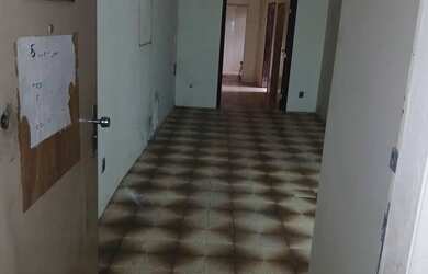 Imagem: O depósito possui 100m² de Área e está localizado em Dois