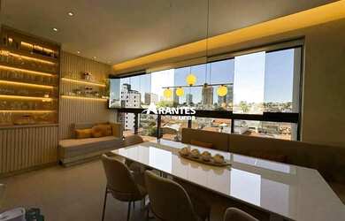 Imagem: O apartamento possui 3 Dormitórios, 3 Banheiros, 2 Vagas na