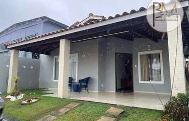 Imagem: A casa possui 3 Dormitórios, 3 Banheiros, 1 Vaga na garagem