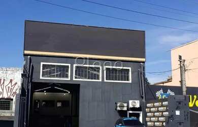 Imagem: O depósito possui 2 Vagas na garagem e 358m² de Área e está