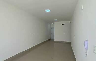 Imagem: A casa em condomínio possui 3 Dormitórios, 2 Banheiros, 2