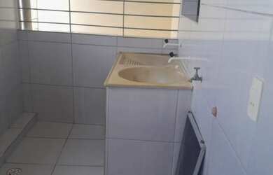 Imagem 10: Alugo Casa em Rio Doce. 1 Banheiroe2 Dormitórios