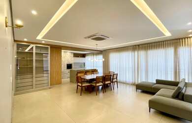 Imagem: O apartamento possui 3 Dormitórios, 4 Banheiros, 3 Vagas na