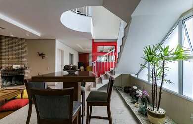 Imagem 5: Sobrado com 3 suítes para locação no Condomínio Aruã Eco Park Lagos...