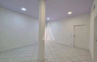 Imagem 10: Loja com 2 salas, 1 lavabo, copa e despensa no bairro América