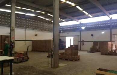 Imagem 2: Galpão/Depósito/Armazém para aluguel possui 500 metros quadrados em...