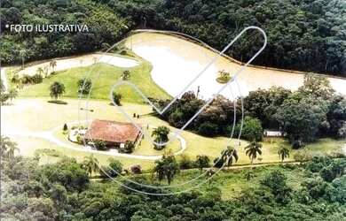 Imagem: O depósito possui 500.000m² de Área e está localizado em