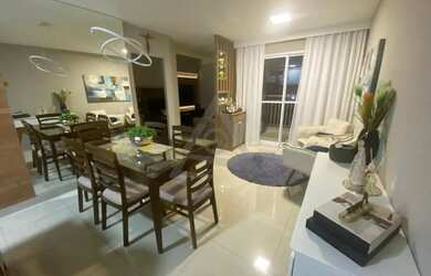 Imagem: O apartamento possui 2 Dormitórios, 2 Banheiros, 2 Vagas na