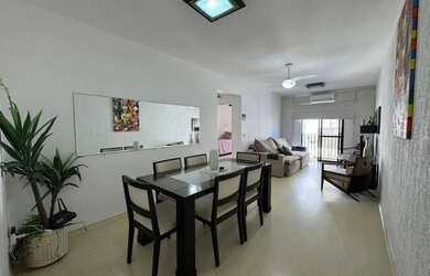 Imagem: O apartamento possui 3 Dormitórios, 2 Banheiros, 1 Vaga na