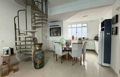 Imagem: O apartamento possui 4 Dormitórios, 5 Banheiros, 4 Vagas na