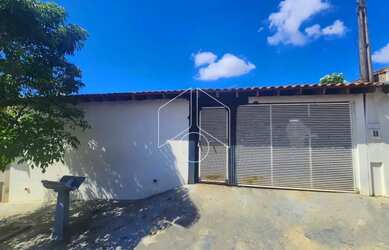 Imagem: A casa possui 3 Dormitórios, 3 Banheiros, 3 Vagas na garagem