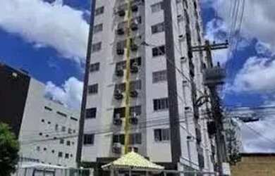 Imagem: O apartamento possui 3 Dormitórios, 1 Banheiro, 1 Vaga na garagem