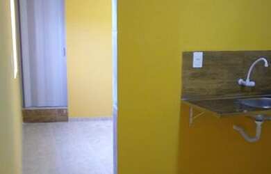 Imagem: A kitnet possui 1 Dormitório, 1 Banheiro, 1 Vaga na garagem