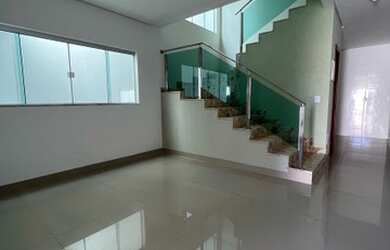 Imagem 4: Casa sobrado no Cardoso em Aparecida de Goiania