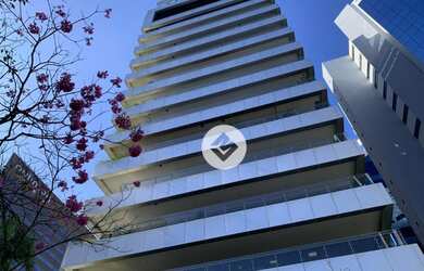 Imagem: O depósito possui 5 Vagas na garagem, 650m² de Área e está