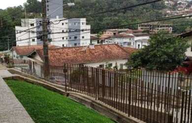 Imagem 14: Casa na Escola Agrícola. Churrasqueira, Imóvel novo, Guarda roupae240m²...