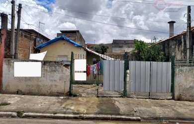 Imagem: O terreno possui 500m² de Área e está localizado em Vila