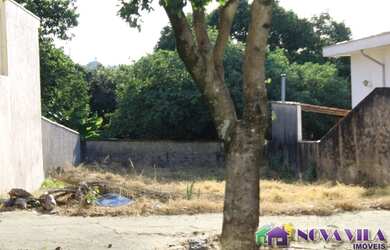 Imagem: O terreno possui 388m² de Área e está localizado em Centro