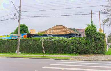 Imagem: O terreno possui 1.575m² de Área e está localizado em Bacacheri