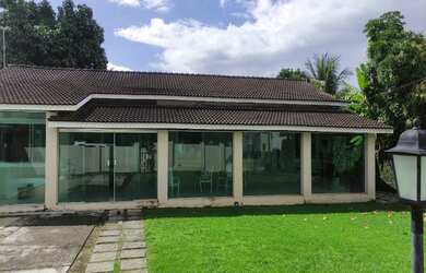 Imagem: A casa em condomínio possui 4 Dormitórios, 3 Banheiros, 3