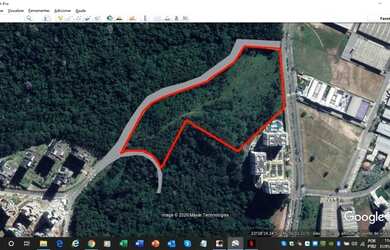 Imagem: O terreno possui 41300m² de Área e Imóvel novo e está localizado