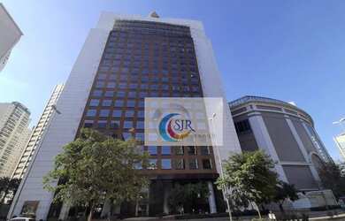 Imagem: O depósito possui 5 Vagas na garagem, 737m² de Área e está