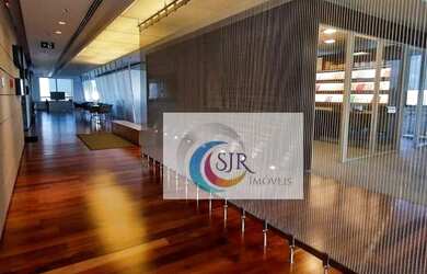 Imagem: O depósito possui 5 Vagas na garagem, 732m² de Área e está