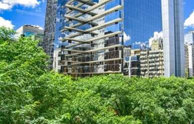 Imagem: O depósito possui 5 Vagas na garagem e 326m² de Área e está