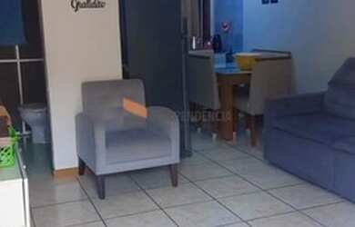 Imagem 2: CAXIAS DO SUL - Casa Padrão - Colina do Sol