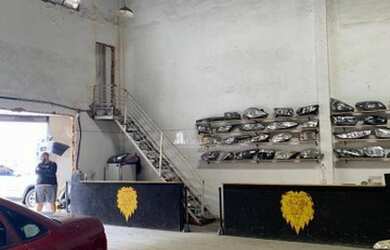 Imagem 1: Galpão para alugar, 217 m² por R$ 3.400/mês - Ladeira - Juiz de Fora/MG