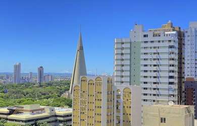 Imagem: O apartamento possui 2 Dormitórios, 2 Banheiros, 1 Vaga na