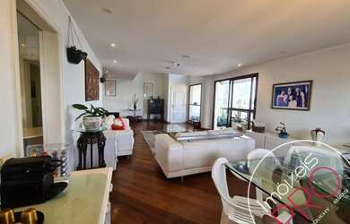 Imagem: O apartamento na cobertura possui 4 Dormitórios, 5 Banheiros