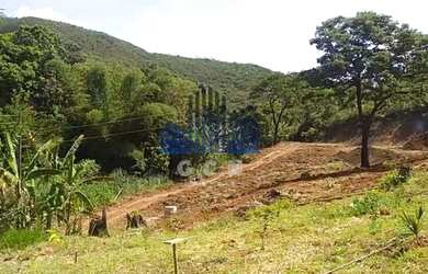 Imagem: O terreno possui 4.000m² de Área e está localizado em Mário