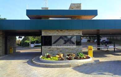 Imagem: O terreno possui 343m² de Área e está localizado em Parque