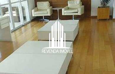 Imagem: O depósito possui 1 Vaga na garagem, 42m² de Área e está