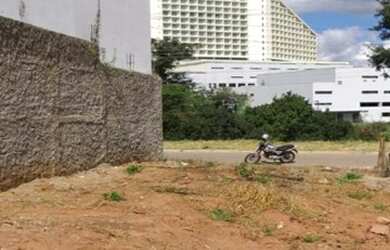 Imagem: O terreno possui 208m² de Área e está localizado em Campos