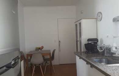 Imagem: O apartamento possui 2 Dormitórios, 2 Banheiros, 1 Vaga na