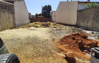 Imagem: O terreno possui 300m² de Área e está localizado em Jardim