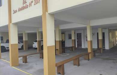 Imagem: O apartamento possui 1 Dormitório, 1 Banheiro, 1 Vaga na garagem