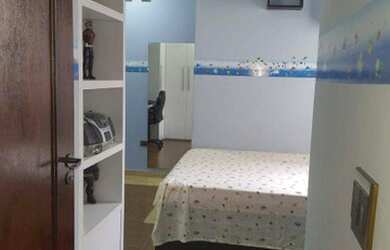 Imagem: A casa possui 2 Dormitórios, 4 Banheiros, 2 Vagas na garagem