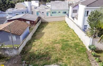 Imagem: O terreno possui 360m² de Área e está localizado em Bairro