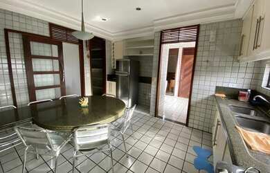 Imagem 6: Apartamento para venda tem 198 metros quadrados com 4 quartos em Tirol...