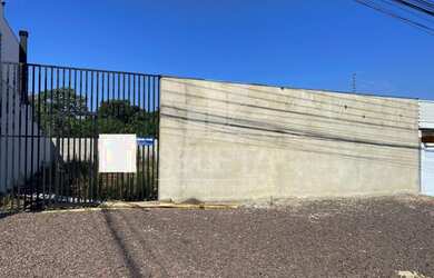 Imagem: O terreno possui 490m² de Área e está localizado em Recanto