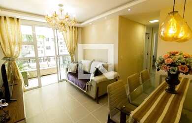 Imagem: O apartamento possui 2 Dormitórios, 2 Banheiros, 1 Vaga na